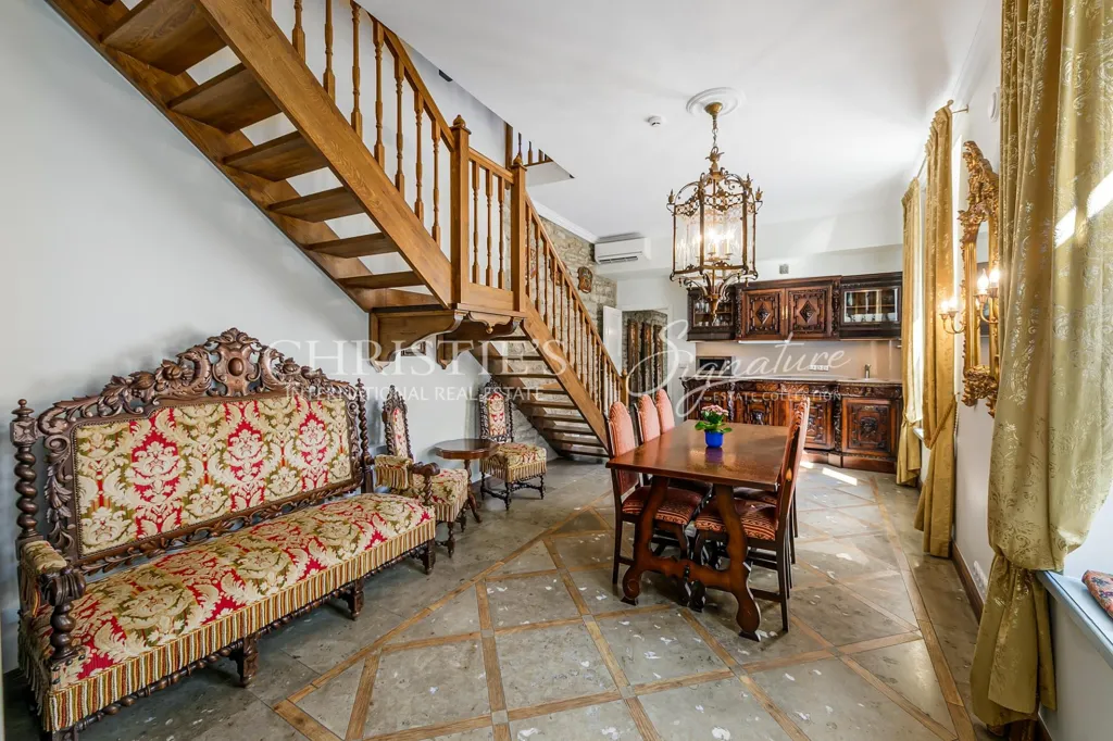 Salón - Historic 4-Bedroom Flat in Tallinn City Centre