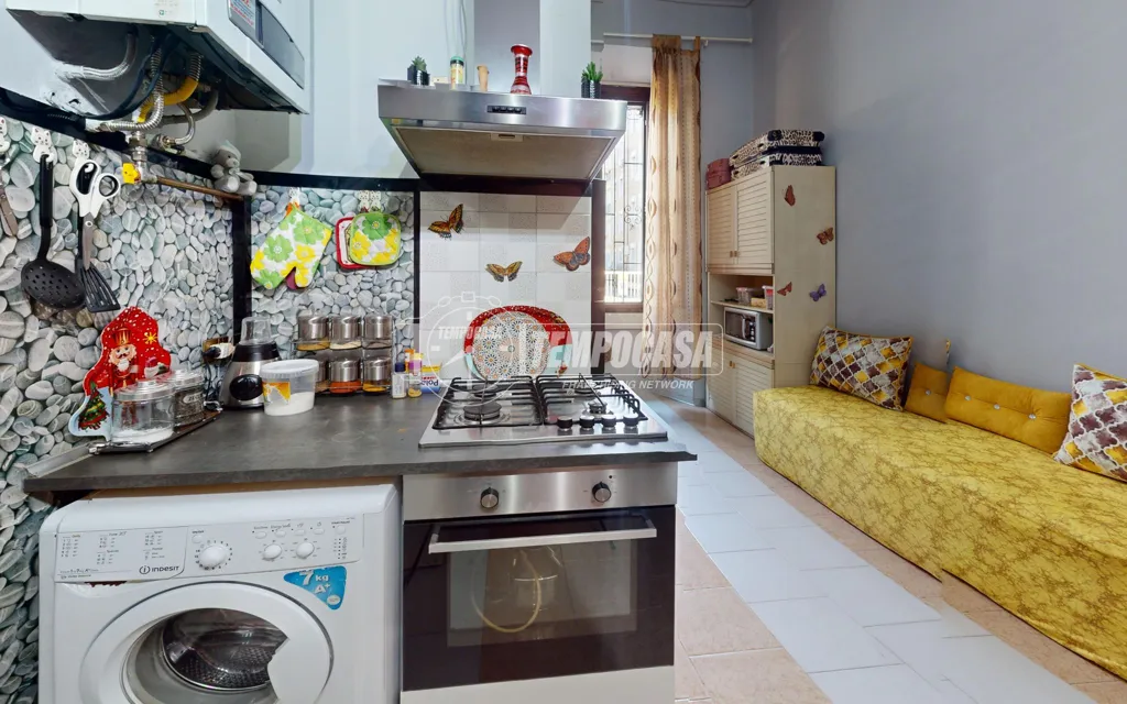 Cuisine - Apartment with Metro Access in Milan's Nolo
