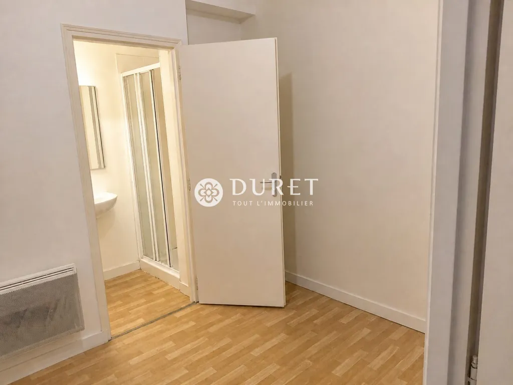 Chambres - Appartement Lumineux au Centre de Cholet