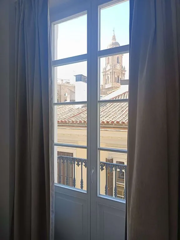 Toad - Luxury Apartment with Cathedral Views in Málaga