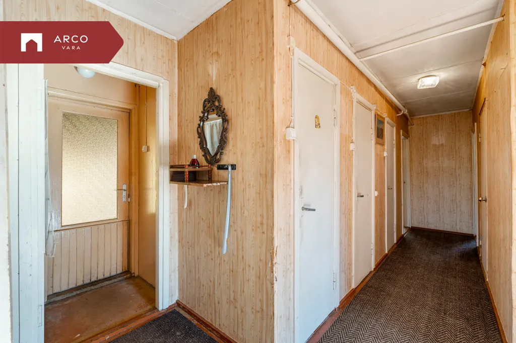 Entrée - Renovated House with Large Plot in Oidrema