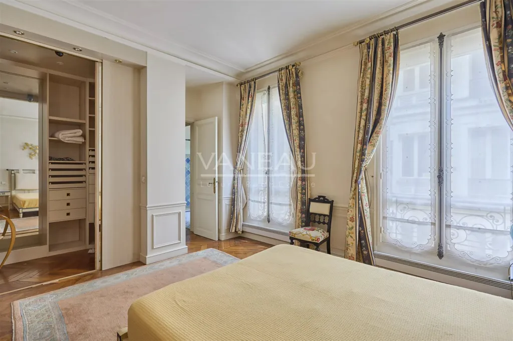 Camere da letto - 4-Room Parisian Apartment with Seine View