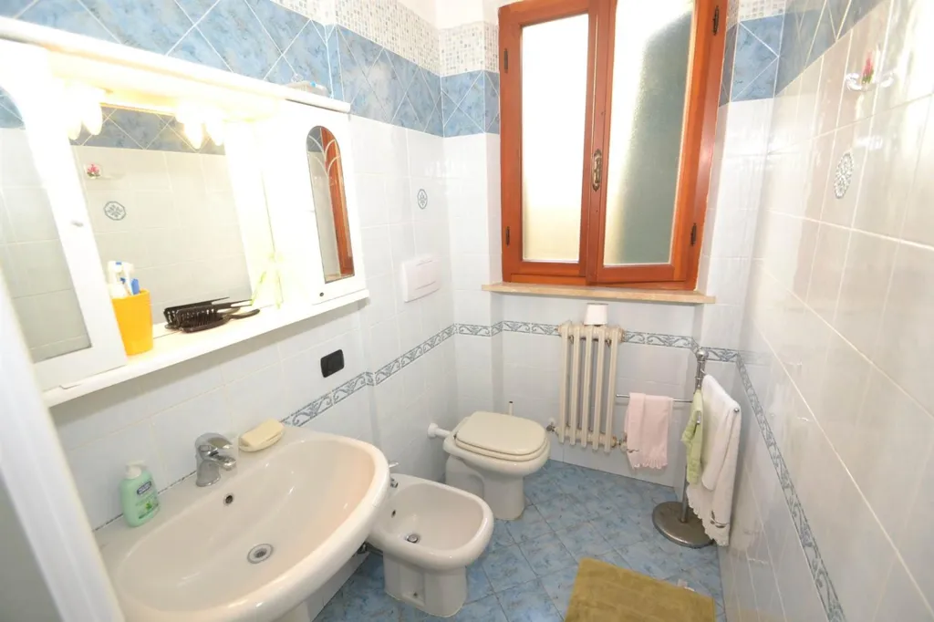 Salles de bain - Terraced Apartment with Sea View in Rosignano Solvay
