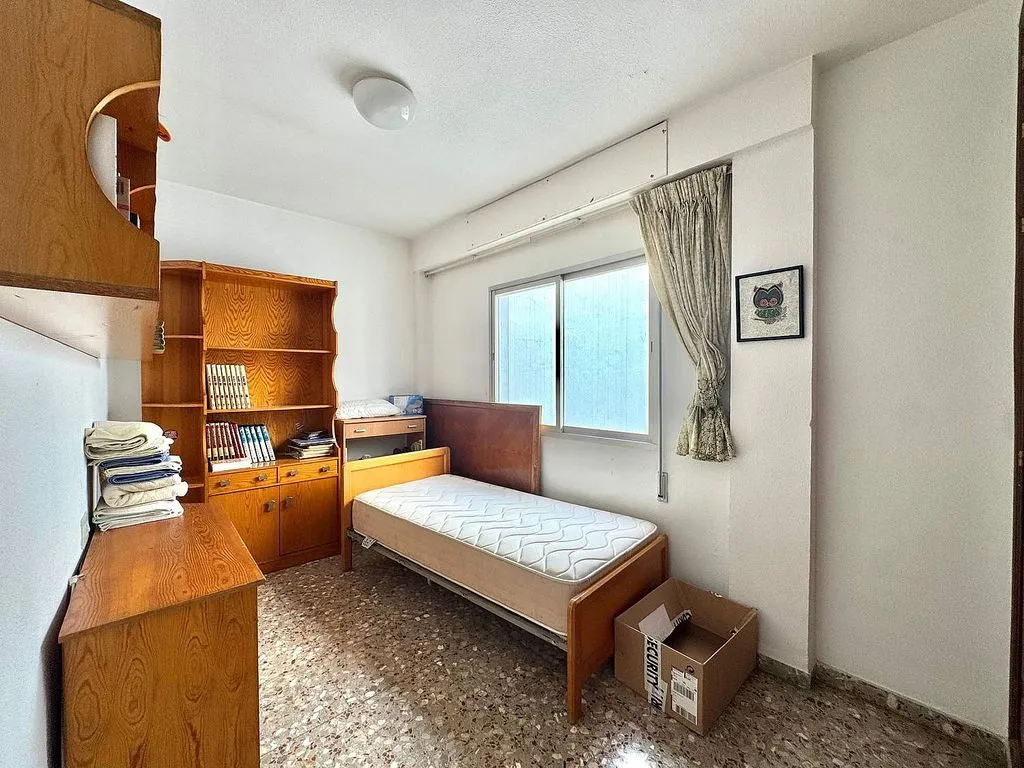 Chambres - Apartment with Balcón in Gandía