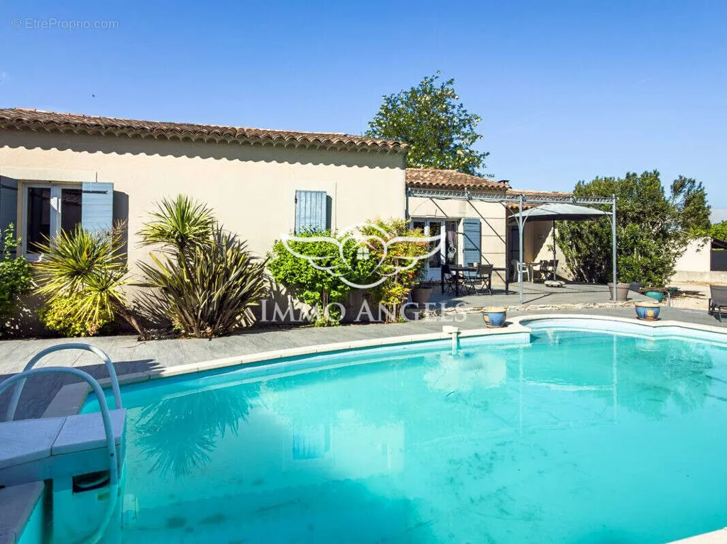 Pool - Ground Floor House with Pool in Quiet Area