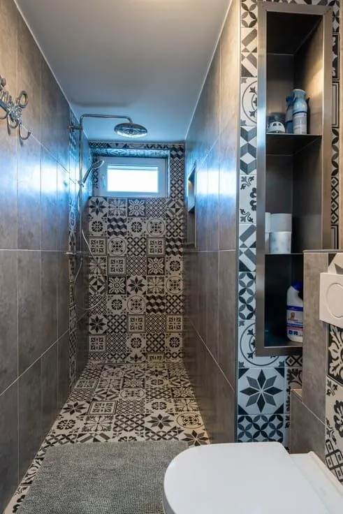 Bathrooms - Charming Cottage in Halanzy, Aubange