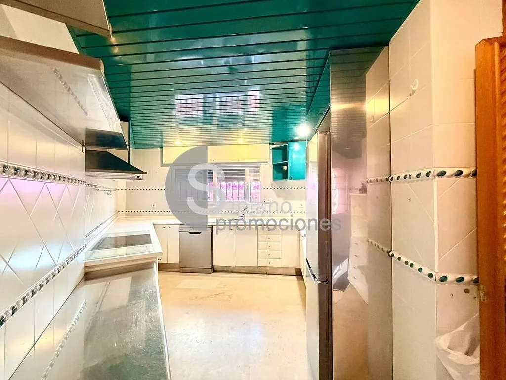 Kitchen - Chalet with Terrace in Pedregalejo, Málaga
