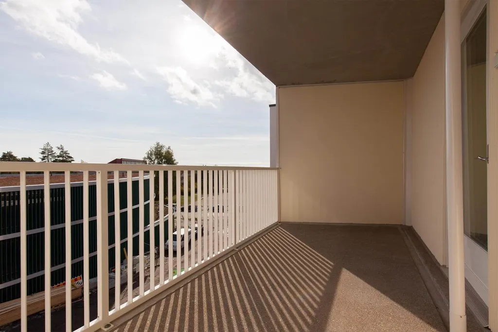 balcony