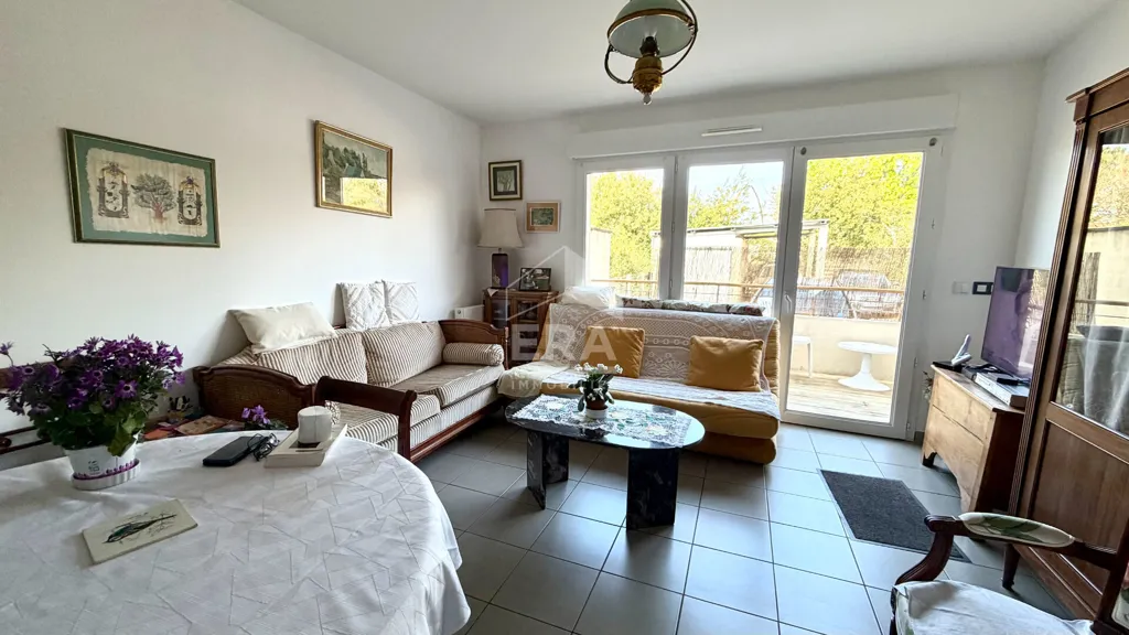Salle à manger - Appartement T3 avec Terrasse au Centre-ville de La Teste-de-Buch