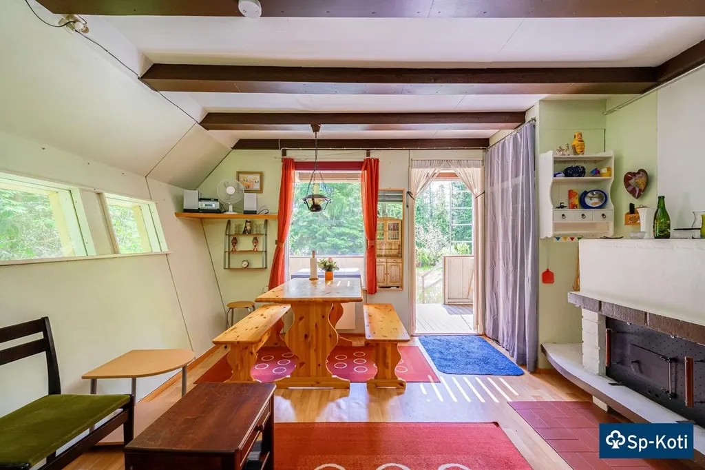 Salle à manger - Cottage with Sauna in Forested Area