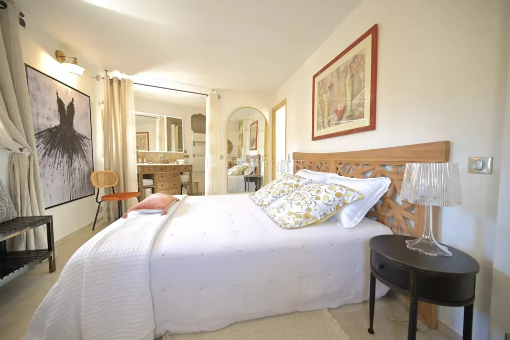 Magamistoad - Elegant Stone House with Pool on Uzès Outskirts