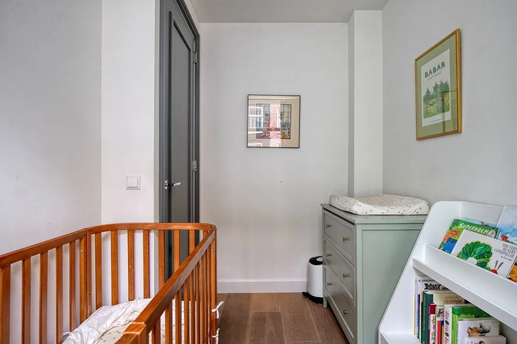 Charming Ground Floor Flat with Garden in Staatsliedenbuurt