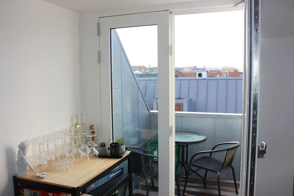 Rõdu - Penthouse with Balcony near Vejle Centre