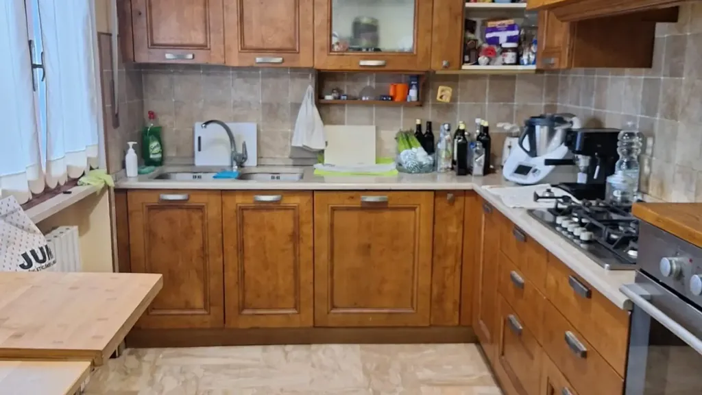 Cuisine - Villa with Garden in Capannori