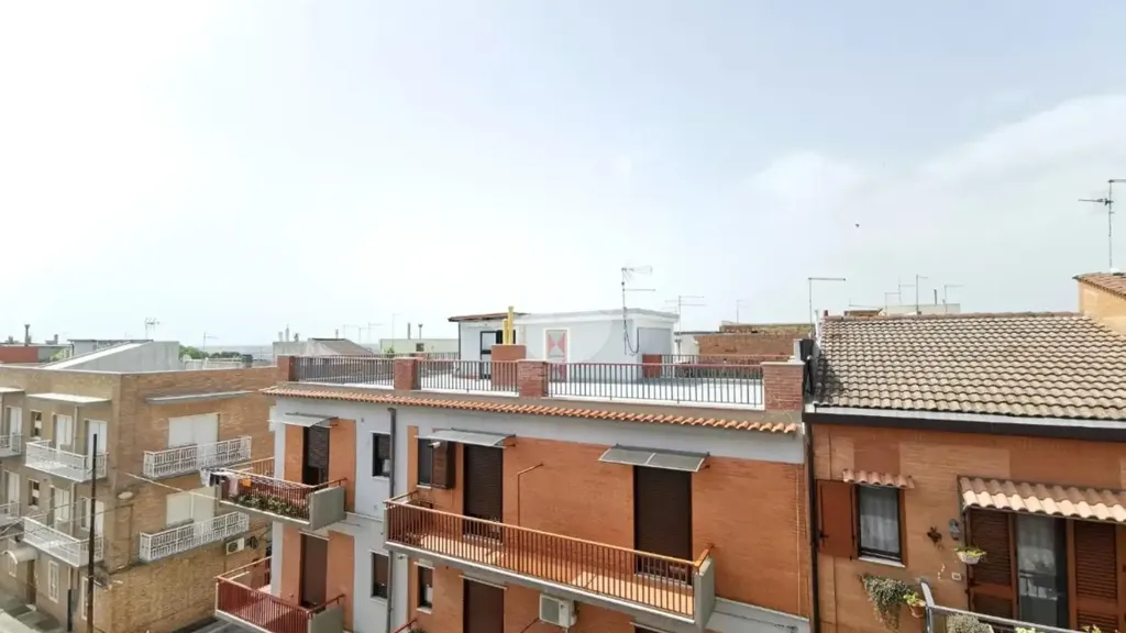 Balcon - Independent House with Courtyard in Lucera