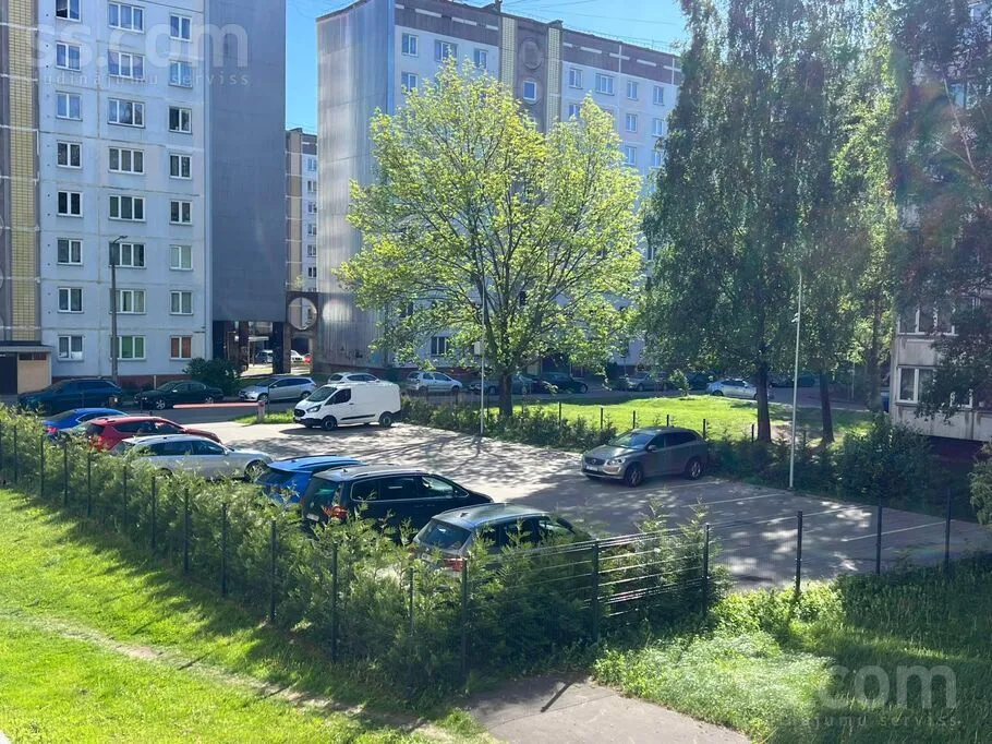 Aed - Flat with Modern Amenities in Pļavnieki, Riga