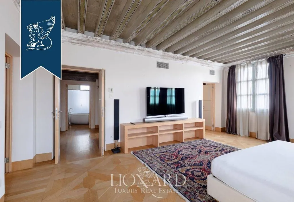 Chambres - Neoclassical Palazzo with Pool in Vicenza