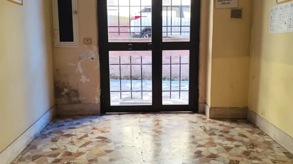 Esik - Bilocale with Private Garden in Rome