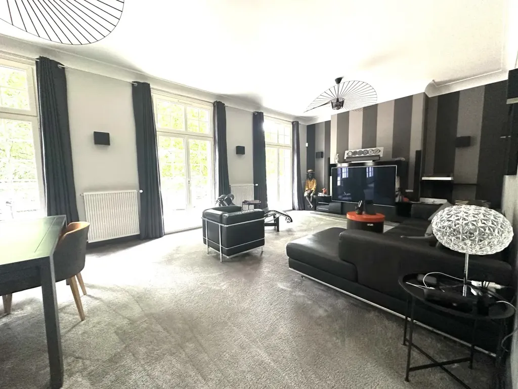 Séjour - Propriété avec Spa de Nage et Parc à l'Ouest de Tours