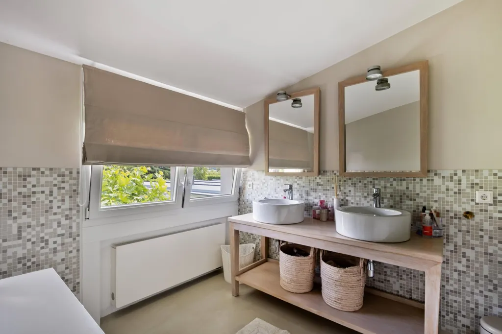 Vannitoad - Mediterranean-Style Villa in Venlo