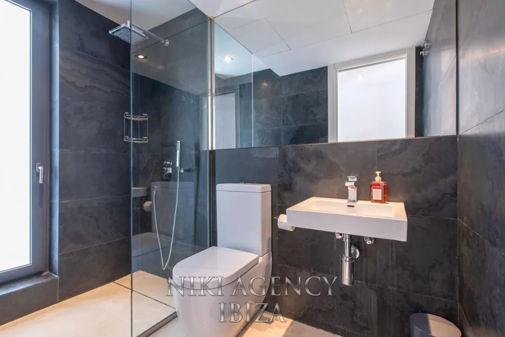 Vannitoad - Contemporary Chalet with Private Pool in Cala Vedella