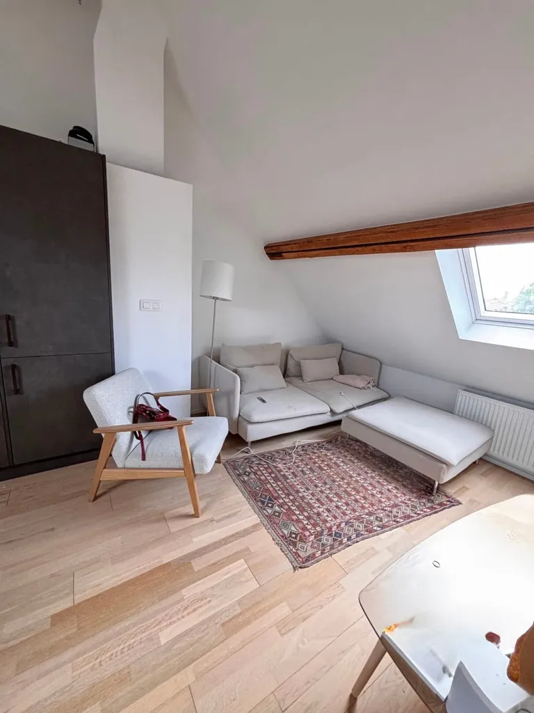 Pièces - Duplex 2 Chambres dans Maison de Maître à Ixelles
