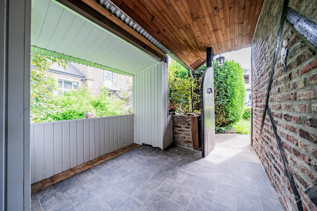 Garage - Renovated Cottage in Oneux Village