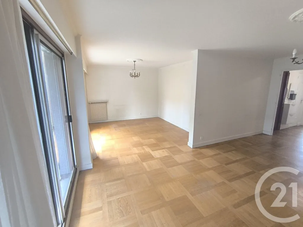 Soggiorno - Traversant Flat with Balcony in Fontenay-aux-Roses