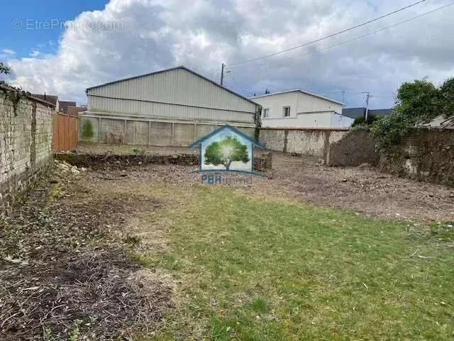 Garden - Mixed-Use Property with Construction Land in JDP