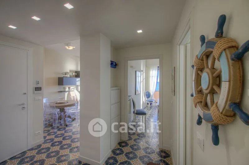Esik - Seafront Apartment with Balcony in Finale Ligure