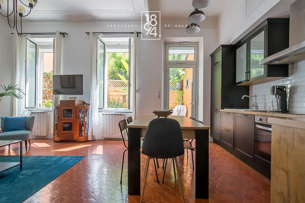 Söögituba - Haussmannian Flat with Terrace in Boulevard Baille