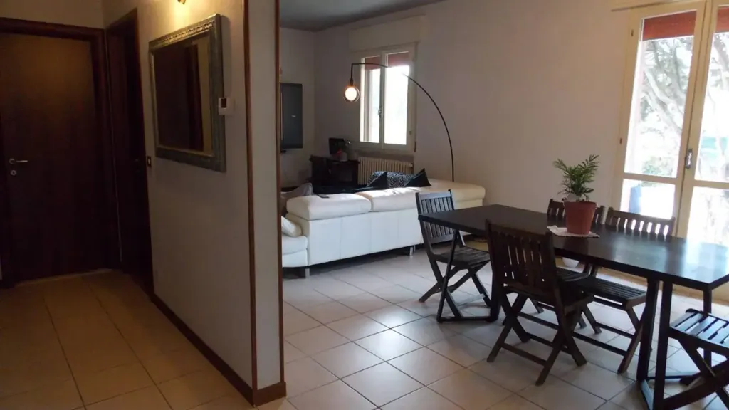 Söögituba - Rustic-Style Apartment with Private Garden in Cervia