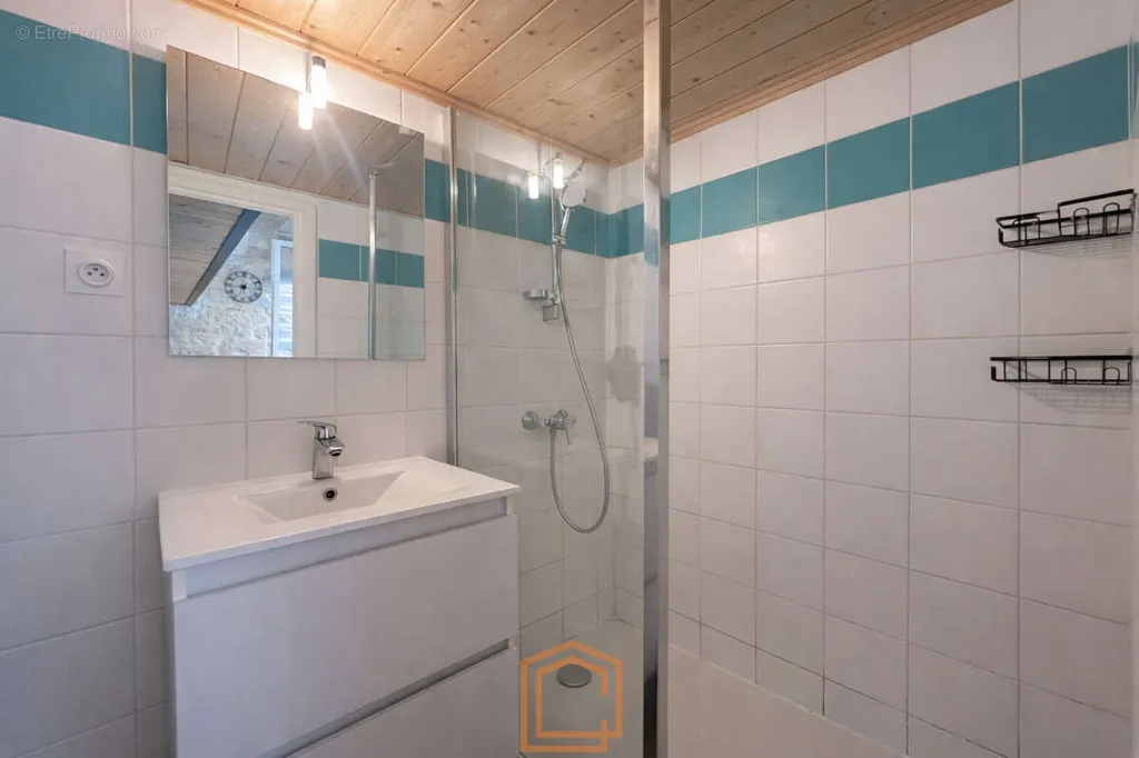 Salles de bain - Appartement 2 pièces à Lyon-4e