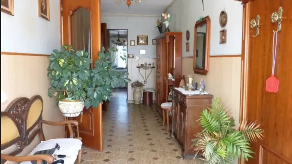 Entrée - Rustic Property with Garden in Cervere