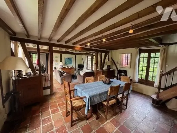 Söögituba - Norman House with Pool in Bernay