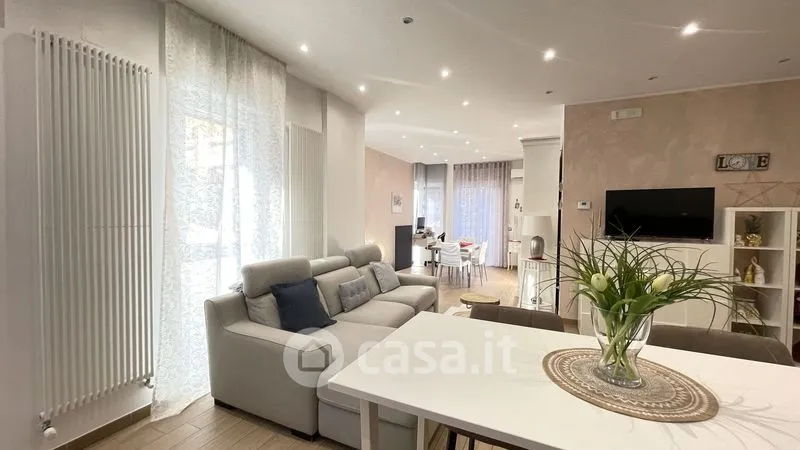 Elutuba - Fully Rented Apartment with Balcony in Bari