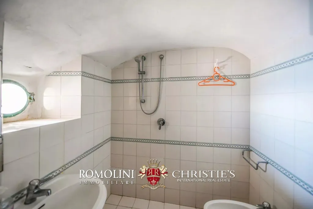 Vannitoad - Waterfront Villa with Sea Access on Amalfi Coast