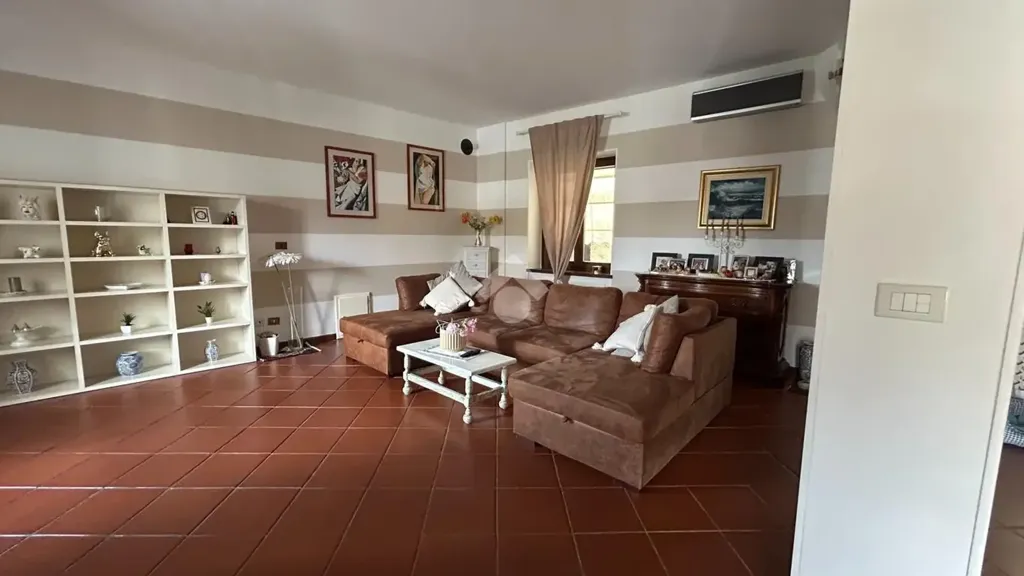 Séjour - Independent House with Balcony in Samone