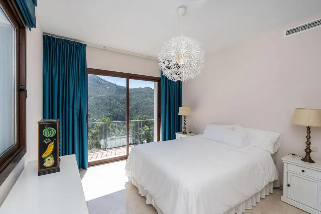Chambres - Luxury Villa with Sea Views in Benahavis