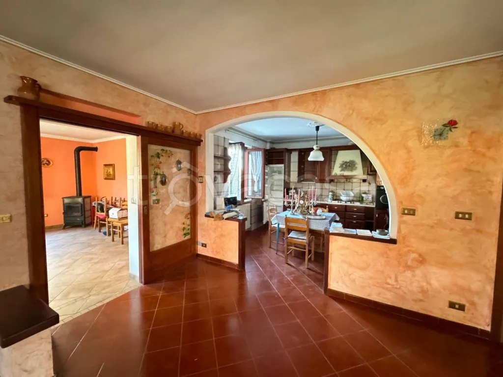 Söögituba - Villa with Potential for Two Apartments in Boves