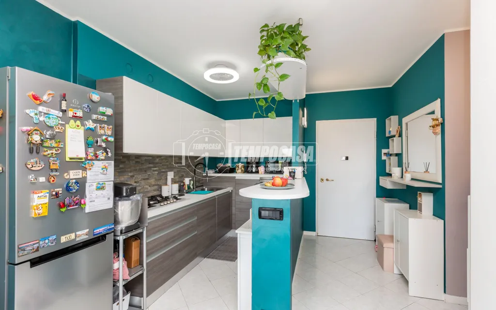 Köök - Rearranged Apartment with Open View in Moncalieri