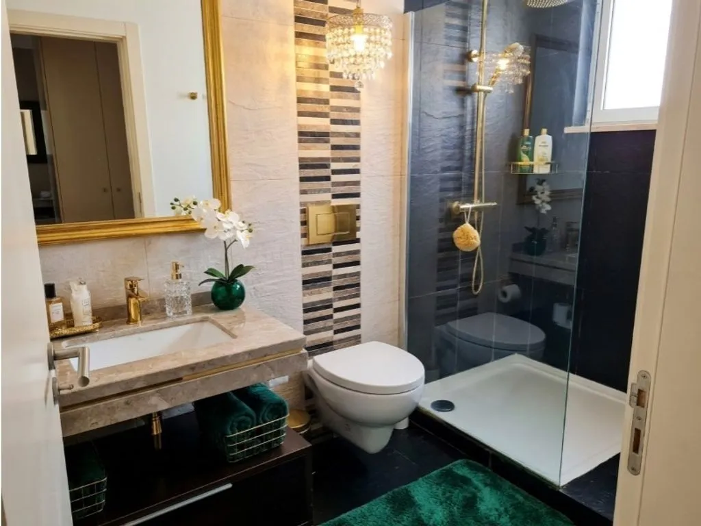 Salles de bain - Luxury House with Courtyard in Sines