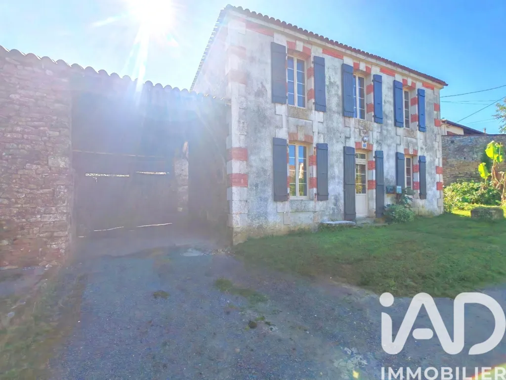 Extérieur - Maison avec Jardin et Préau à Saint-Juire-Champgillon
