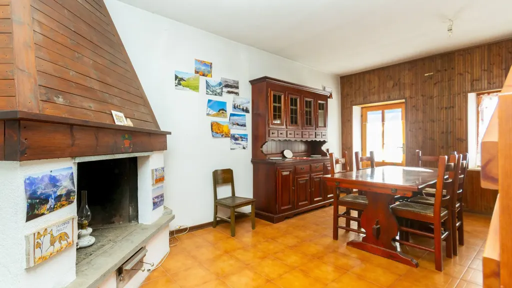 Söögituba - Mountain Chalet with Panoramic View in Sampeyre
