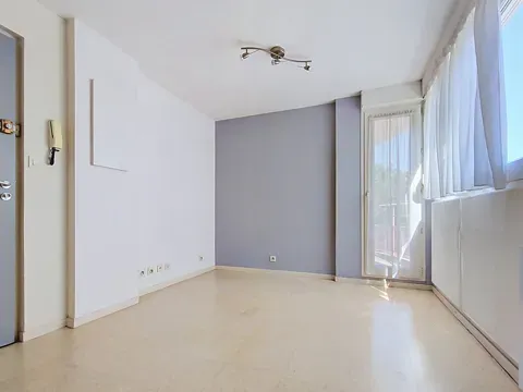 Stanze - Studio with Balcony near Dijon University