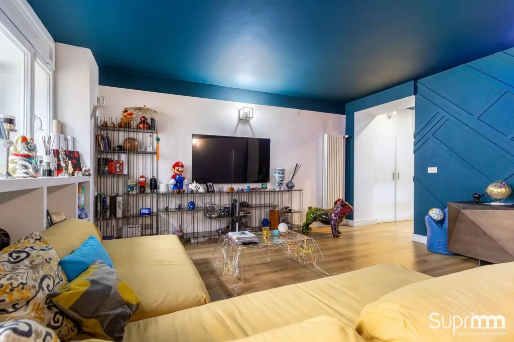 Séjour - Restored Apartment with Private Courtyard in Turin