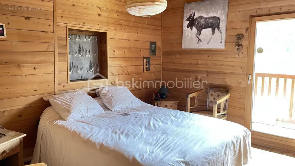 Chambres - Chalet Authentique de 1872 avec Terrasses à Thônes