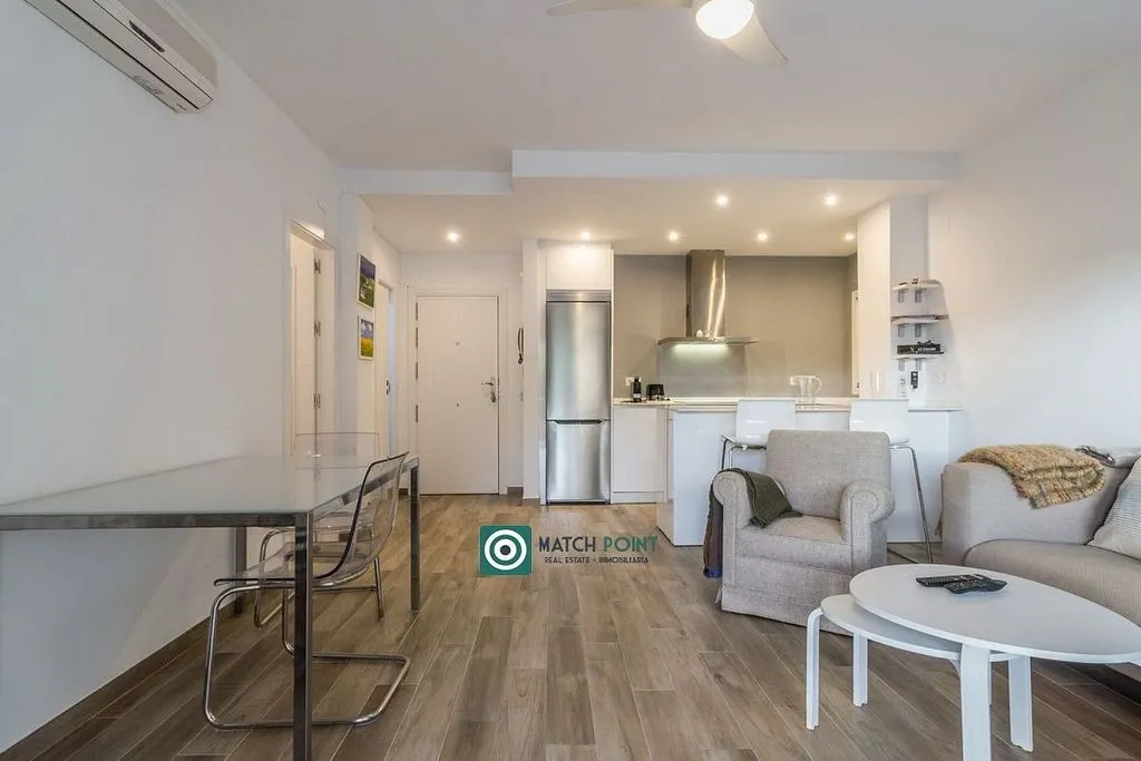 Elutuba - 2-Bed Flat with Pool on Avenida Europa, Almuñécar