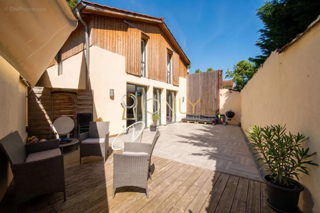 terrace_patio