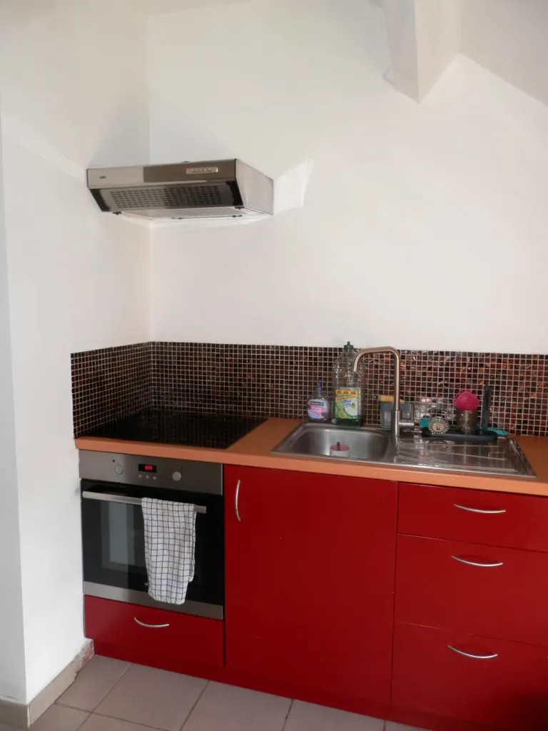 Cuisine - Appartement 3 Chambres avec Terrasse à Upigny